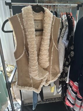 GUESS Vintage Tan & Cream Faux Shearling-Trim Vest